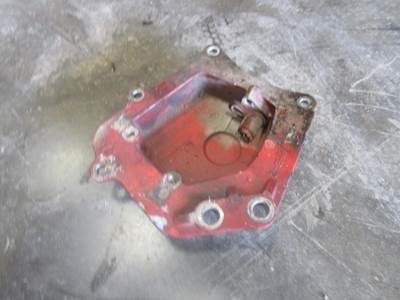 USED CUMMINS ISX15 GEAR SENSOR ADAPTER COVER. 
P/N: 3686901