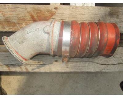 USED CUMMINS AIR TRANSFER CONNECTION PIPE. 
P/N: 3682675