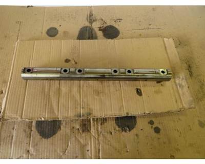 Used Cummins ISX Rocker Shaft, Part # 3679418