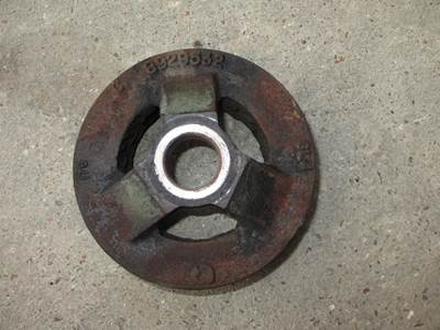 USED DETROIT DIESEL 12.7L ENGINE PULLEY P/N: 8929532