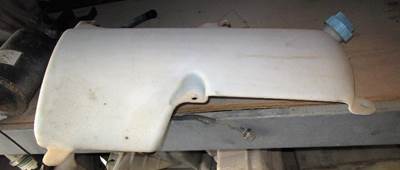 USED FREIGHTLINER WASHER FLUID RESERVOIR. 
P/N: A22-47988