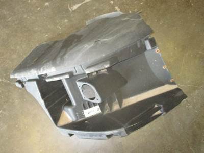 USED FREIGHTLINER NUT PLATE P/N: 13348-001