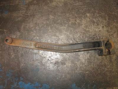 USED FREIGHTLINER CLUTCH LEVER P/N: 02-09858-000