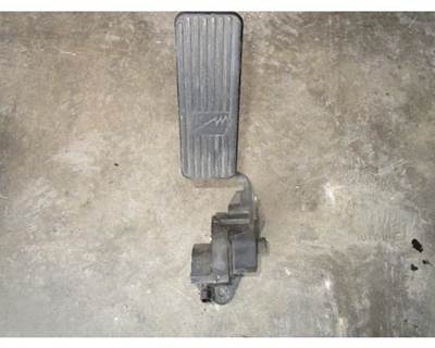 USED FREIGHTLINER THROTTLE PEDAL. 
P/N: A01-25171-000