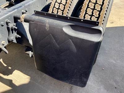 Freightliner Cascadia 113 Left for a Freightliner CASCADIA 113BBC