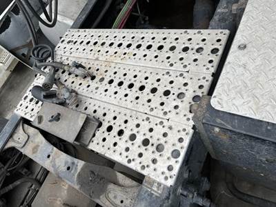 Freightliner Cascadia 125