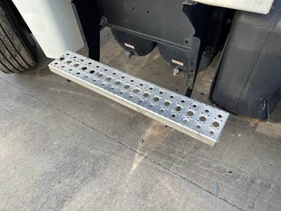 Freightliner Cascadia 125