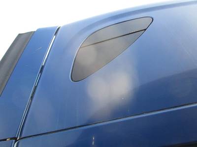 Freightliner Cascadia Right for a Freightliner CASCADIA 125