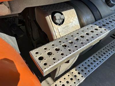 Freightliner Cascadia for a Freightliner CASCADIA 113BBC