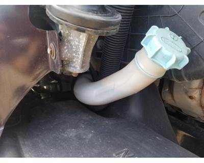 Used Freightliner Cascadia 125 Windshield Washer Fluid Reservoir