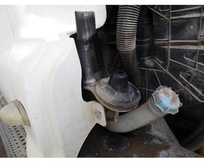 Used 2009 Freightliner Cascadia Right Cab Mounted Hood Support