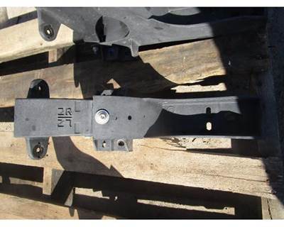 Used 2016 Freightliner Cascadia 125 Sleeper Fairing Brackets, Left and Right