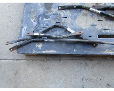 Used Freightliner Cascadia 125 Radiator Support Bars