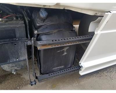 Used 2015 Freightliner Cascadia Complete DEF Tank