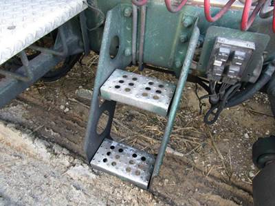 Freightliner Century Class 112 for a Freightliner CENTURY CLASS 12