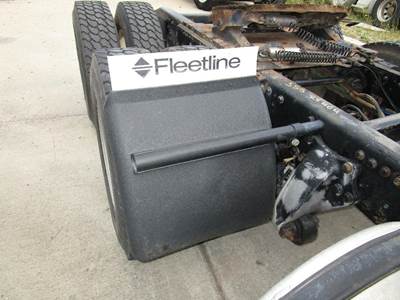 Freightliner Century Class Right for a Freightliner CENTURY CLASS 112