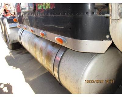 Used 2007 Freightliner Classic XL Right Sleeper Chrome Light Panel