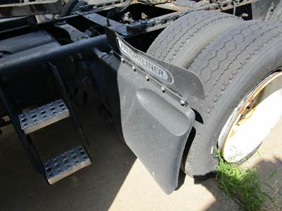 Freightliner Columbia 120