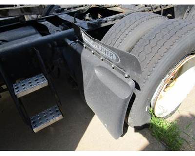 Used 2007 Freightliner Columbia 120 Left Rear Quarter Fender, Black Plastic