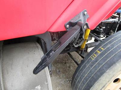 Freightliner Columbia Right for a Freightliner COLUMBIA 120