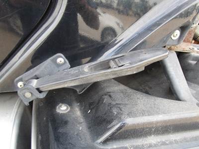 Freightliner Columbia Right for a Freightliner COLUMBIA 120