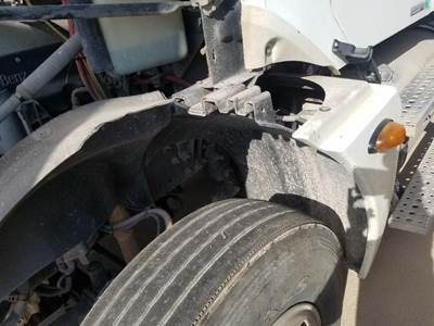 Freightliner Columbia Left for a Freightliner COLUMBIA 120