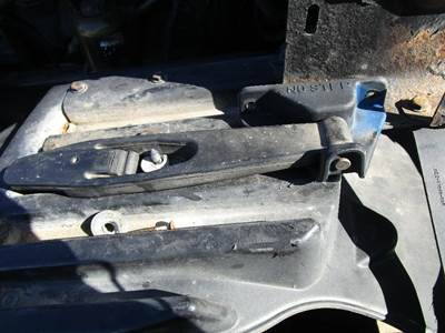 Freightliner Columbia Left for a Freightliner COLUMBIA 120