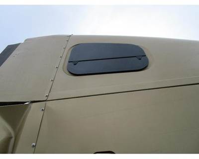 Used 2011 Freightliner Columbia 120 Right Upper Sleeper Window