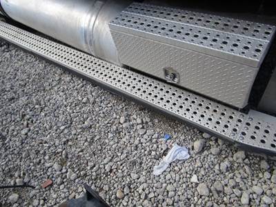 Freightliner Coronado for a Freightliner CORONADO 132