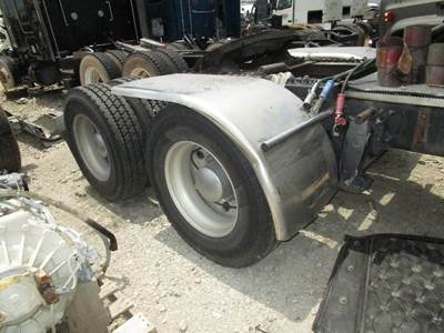 Freightliner FLD132 Classic XL Right for a Freightliner FLD132 XL CLASSIC