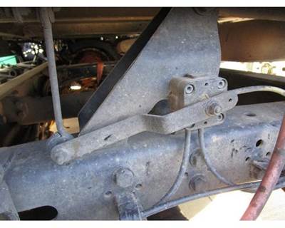 Used 2007 Freightliner ST120 Cab Leveling Air Valve