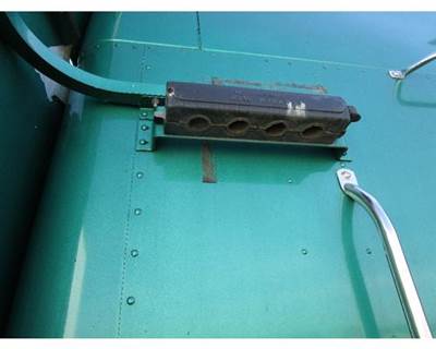 2007 Freightliner ST120 Load Lock Retainer, 4 Slot