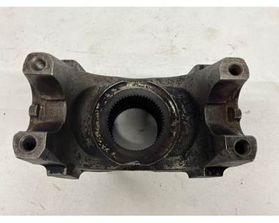 Used Fuller 9 Series 1810 Half Round Transmission Yoke, Part # 6.5-4-4631-1