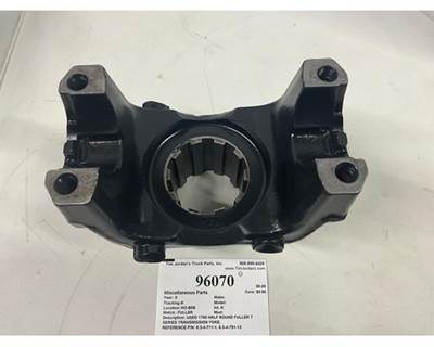 Used Fuller 7 Series 1760 Half Round Transmission Yoke, Part # 6.3-4-711-1 / 6.3-4-791-1X