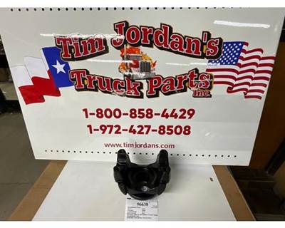 Used Fuller 6 Speed 1710 Half Round Transmission Yoke 38 Splines 2.750 Hub, Part # 6-4-7301-1