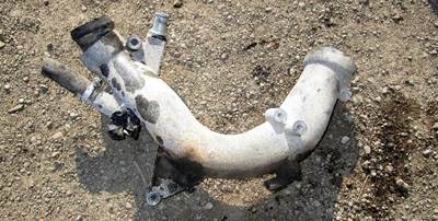 USED INTERNATIONAL MAXXFORCE 13 AIR INLET DUCT SUPPLY. 
P/N: 3005313C1