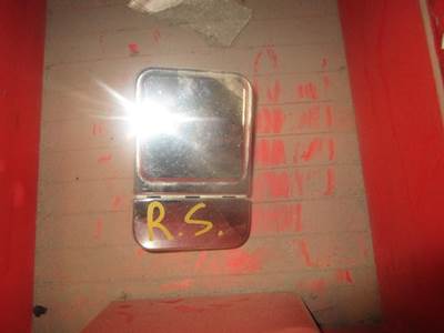 USE INTERNATIONAL DRIVER SIDE EXTERIOR DOOR HANDLE