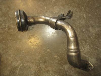 USED INTERNATIONAL OIL PICKUP TUBE. 
P/N: 1825383C1