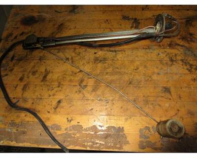 USED INTERNATIONAL FUEL SENDING UNIT