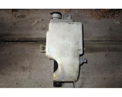 USED INTERNATIONAL WASHER FLUID RESERVOIR