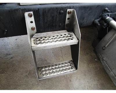Used 2007 International 9400I Aluminum Frame-Mounted Side Steps, Approx. 15 1/2" Wide