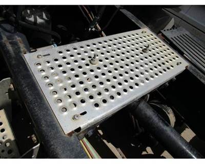 Used 2010 International ProStar Aluminum Catwalk 33" W x 14-1/2" L