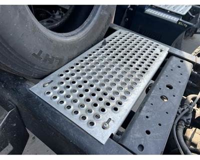 Used 2013 International ProStar Aluminum Catwalk