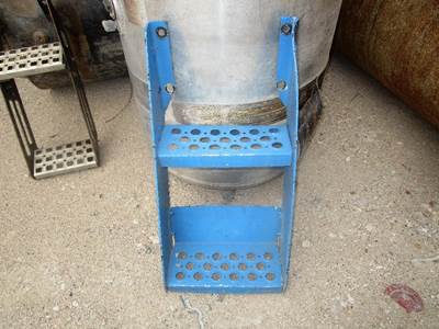 USED KENWORTH FRAME STEPS. 
APPROX.13 INCHES WIDE BY 25 INCHES TALL