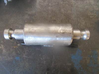 NEW KENWORTH SPRING EYE BUSHING P/N:B65-1012
"PIN-SPRING RUBBER"  (S19138)