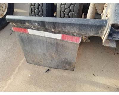 Used 2007 Kenworth T600 Left Black Straight Mudflap Bracket