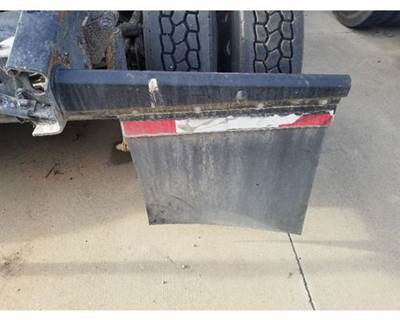 Used 2007 Kenworth T600 Right Straight Black Mudflap Bracket