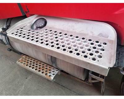 Used 2007 Kenworth T600 Right Fuel Tank/Fairing Side Step