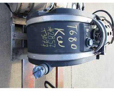 Used 2015 Kenworth T680 DEF Tank
