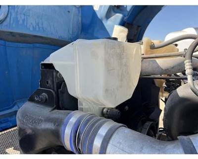Used 2020 Kenworth T680 Windshield Washer Fluid Reservoir